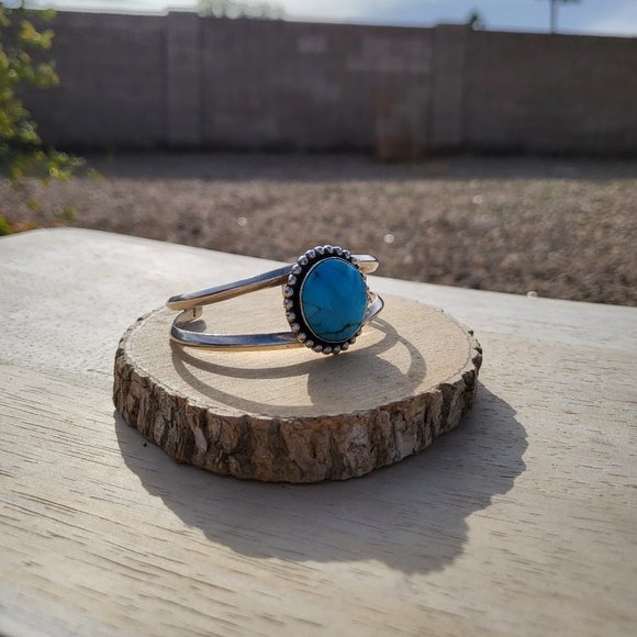 Navajo Round Turquoise Cuff Bracelet NA Sterling Silver Handmade Jewelry - Picture 9 of 12